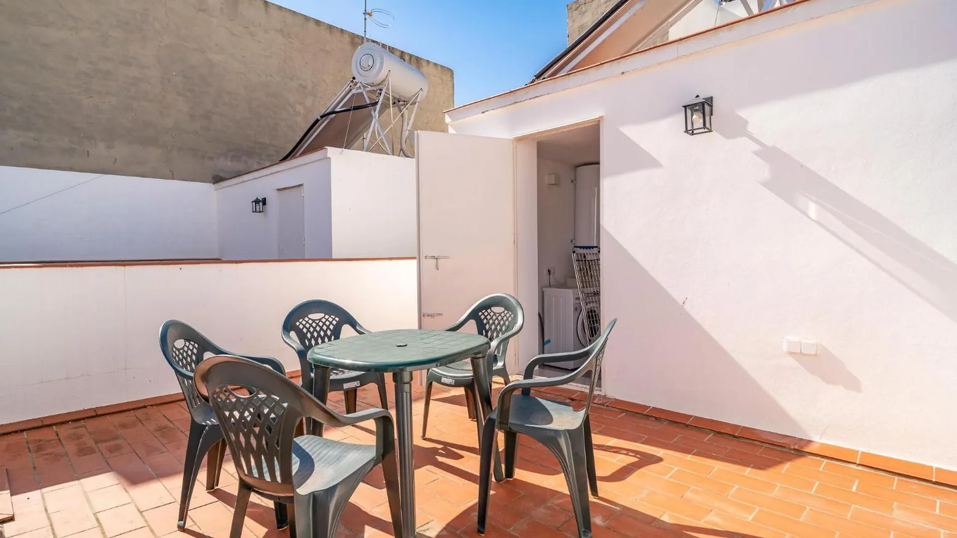 Holiday home Amazing Home In Conil De La Frontera With Kitchen